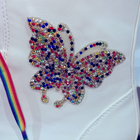 New White Rave Boots - Picture 9 of 14